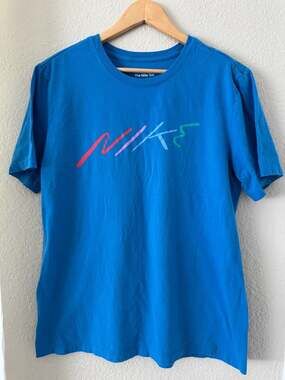Nike Sportswear Club Men's T-Shirt Blue Multi-Color logo